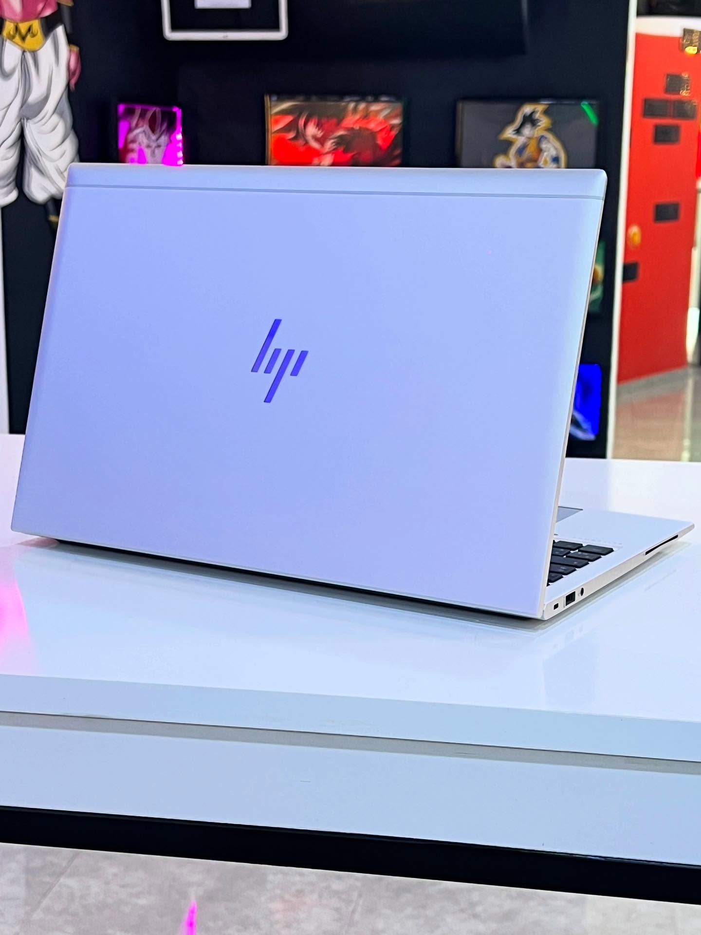 HP EliteBook 850 G8, Intel® Core™ i7 de 11ᵉ génération, 16 Go DDR4, 256 Go SSD