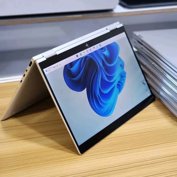 HP EliteBook X360 1030 G4, Intel® Core™ i5 de 8ᵉ génération, 16 Go DDR4, 256 Go SSD